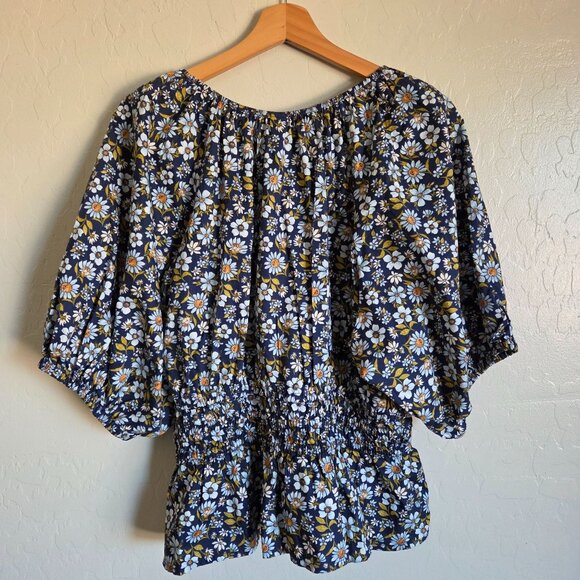 Old Navy Puff Sleeve Smocked VNeck Peplum Top Blue Floral XL Cottage Prairie NEW - Picture 6 of 10